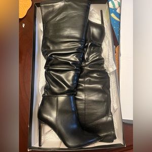 I.N.C Lyonna pointed toe leather boots